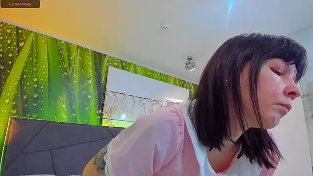 VeraWatts online show from March 2026 02:05:02 AM