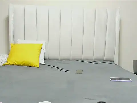 Snapshot of _heavenlysent chatting on November 2025 03:10:02 AM heavenlysent online show from November 2025 03:10:02 AM