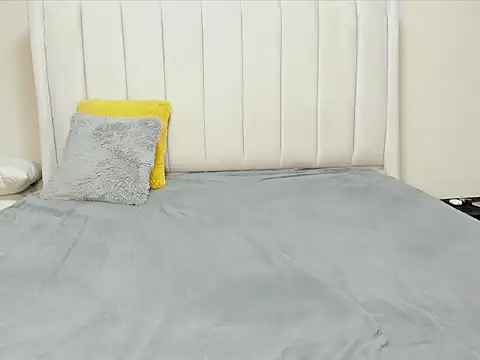 Snapshot of _heavenlysent chatting on November 2025 04:34:02 AM heavenlysent online show from November 2025 04:34:02 AM