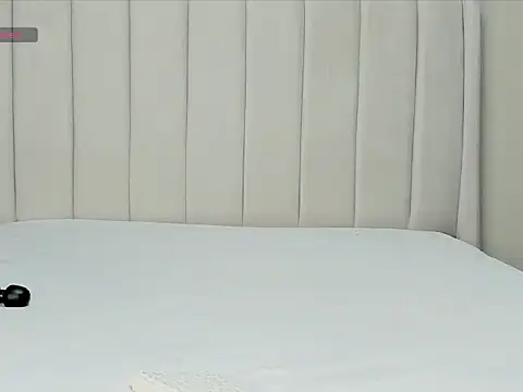 Snapshot of _heavenlysent chatting on January 2026 03:32:01 AM heavenlysent online show from January 2026 03:32:01 AM