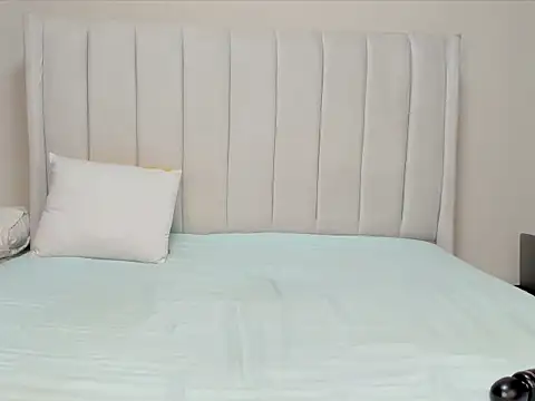 Snapshot of _heavenlysent chatting on October 2025 04:20:02 AM heavenlysent online show from October 2025 04:20:02 AM