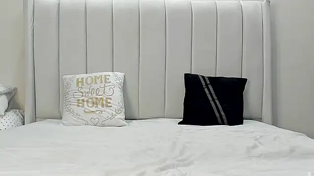  heavenlysent online show from May 2026 03:35:01 AM