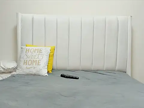 Snapshot of _heavenlysent chatting on November 2025 03:44:01 AM heavenlysent online show from November 2025 03:44:01 AM