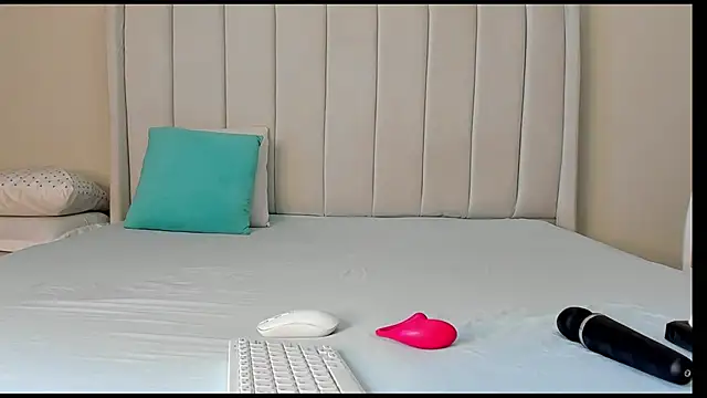  heavenlysent online show from June 2026 05:35:01 AM
