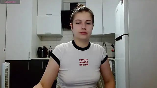 Snapshot of SayMeow_ chatting on June 2026 04:45:01 AM SayMeow online show from June 2026 04:45:01 AM