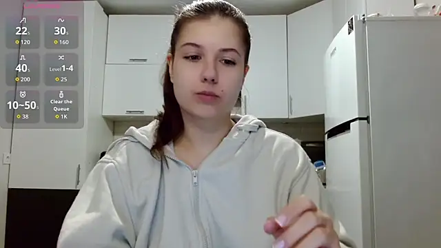 SayMeow  online show from May 2026 07:43:02 PM