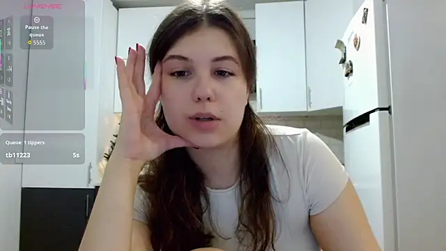 SayMeow  online show from December 2025 12:04:01 AM