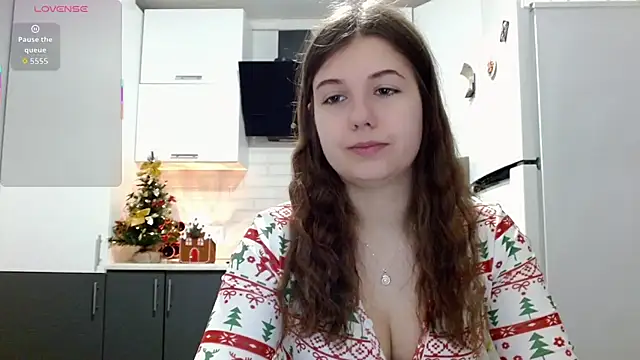 SayMeow  online show from December 2025 05:18:02 AM