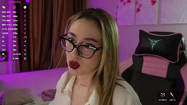 Fiona-Love online show from February 2026 05:26:02 PM