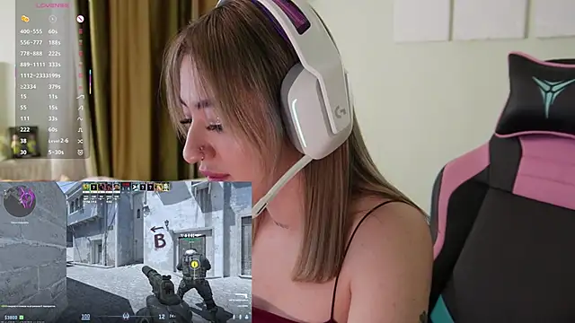 Fiona-Love online show from December 2025 08:04:02 PM