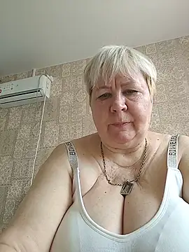 EffectFiona online show from March 2026 04:25:01 AM