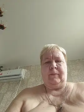 EffectFiona online show from May 2026 01:40:02 PM