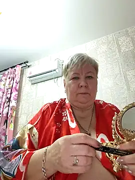 Snapshot of EffectFiona chatting on November 2025 10:57:02 PM EffectFiona online show from November 2025 10:57:02 PM