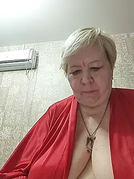 EffectFiona online show from April 2026 10:49:02 PM
