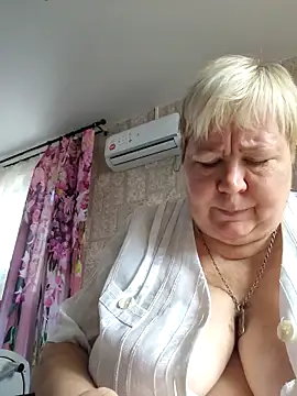 EffectFiona online show from September 2025 04:29:02 AM