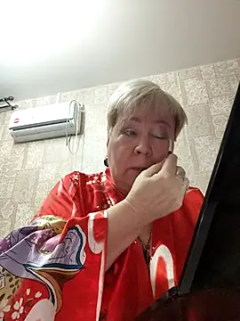 EffectFiona online show from February 2026 10:40:01 PM