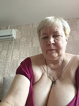 EffectFiona online show from March 2026 12:06:02 PM