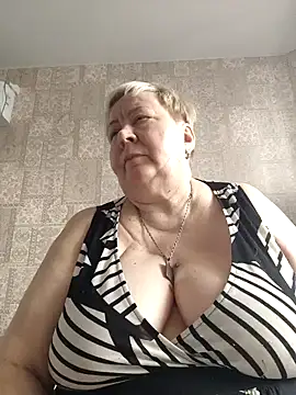 EffectFiona online show from March 2025 11:05:01 AM