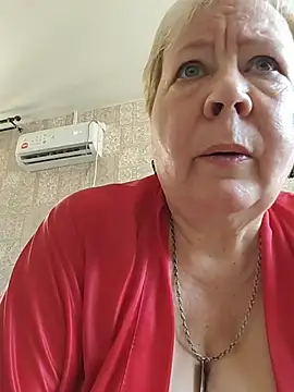 Snapshot of EffectFiona chatting on July 2026 04:30:01 AM EffectFiona online show from July 2026 04:30:01 AM