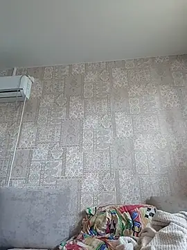 EffectFiona online show from April 2026 12:17:02 PM