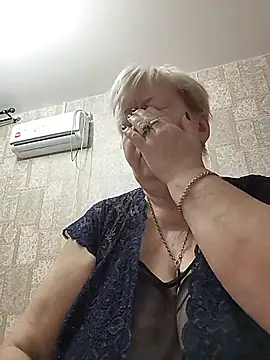 EffectFiona online show from March 2026 12:52:01 AM