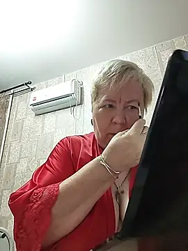 Snapshot of EffectFiona chatting on July 2026 10:49:01 PM EffectFiona online show from July 2026 10:49:01 PM