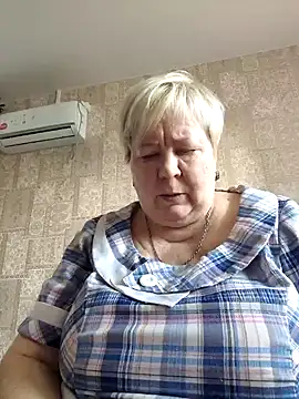 EffectFiona online show from February 2025 11:28:01 AM