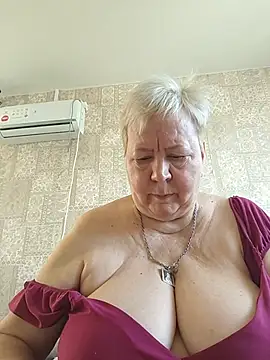 EffectFiona online show from May 2026 01:34:01 AM
