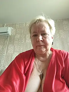 Snapshot of EffectFiona chatting on July 2026 11:50:01 AM EffectFiona online show from July 2026 11:50:01 AM