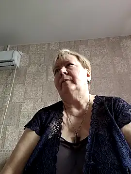 EffectFiona online show from February 2026 12:05:02 PM