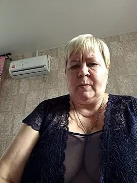 EffectFiona online show from September 2025 11:06:02 AM