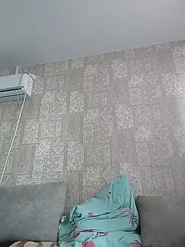 EffectFiona online show from March 2026 12:27:02 PM