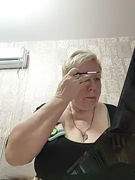 EffectFiona online show from May 2026 10:41:01 PM