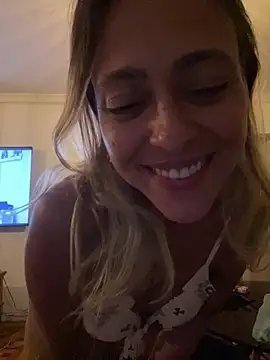 Snapshot of Gipoltergeist chatting on January 2025 01:26:02 AM Gipoltergeist online show from January 2025 01:26:02 AM