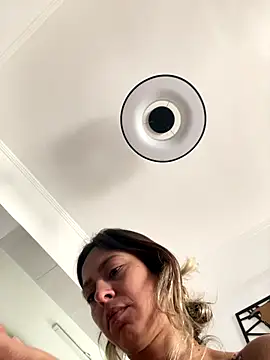 Snapshot of Gipoltergeist chatting on October 2025 01:41:02 PM Gipoltergeist online show from October 2025 01:41:02 PM