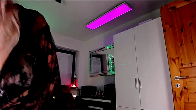 2bigass4 u online show from September 2025 03:34:02 AM