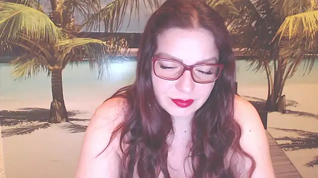 Queen  Natasha online show from April 2026 09:05:01 PM