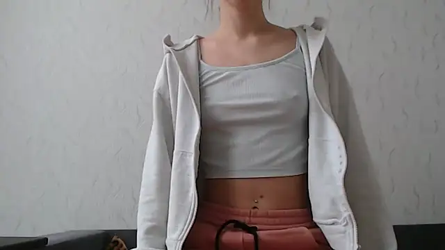 HoneyWiles online show from February 2026 02:14:01 PM