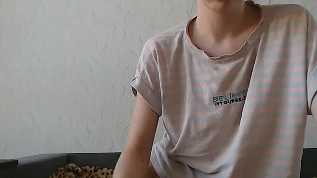 HoneyWiles online show from March 2026 02:22:01 PM