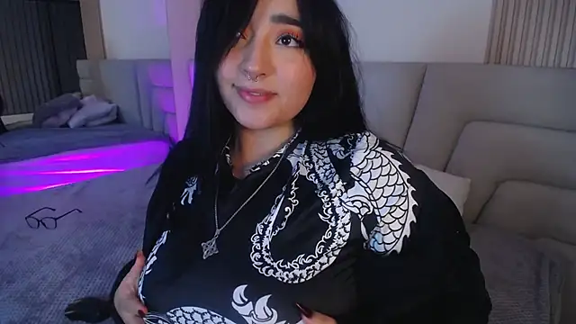 Miss Loise online show from November 2025 02:59:01 AM