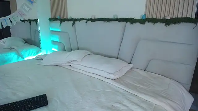 Miss Loise online show from March 2026 04:03:01 AM