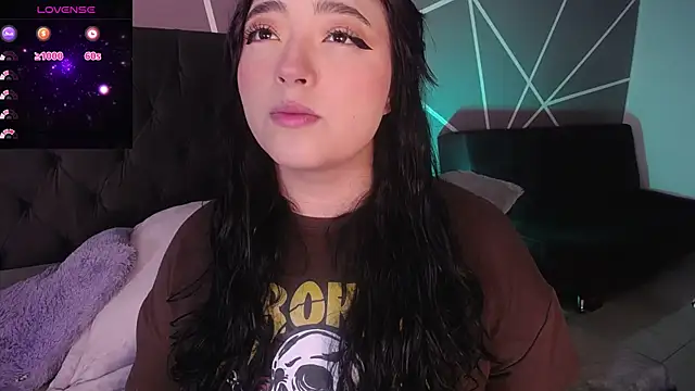 Miss Loise online show from March 2025 02:12:02 PM