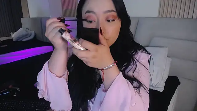 Miss Loise online show from November 2025 03:44:01 AM