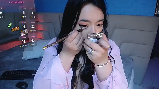 Miss Loise online show from September 2025 03:46:01 AM