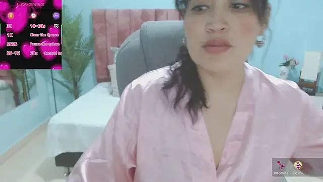 sophia hadid online show from December 2025 08:21:01 PM