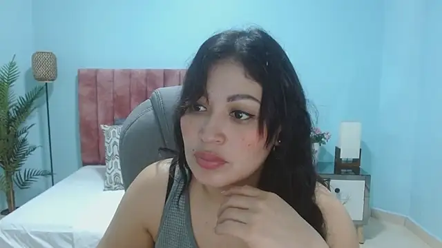 sophia hadid online show from January 2026 07:51:01 PM