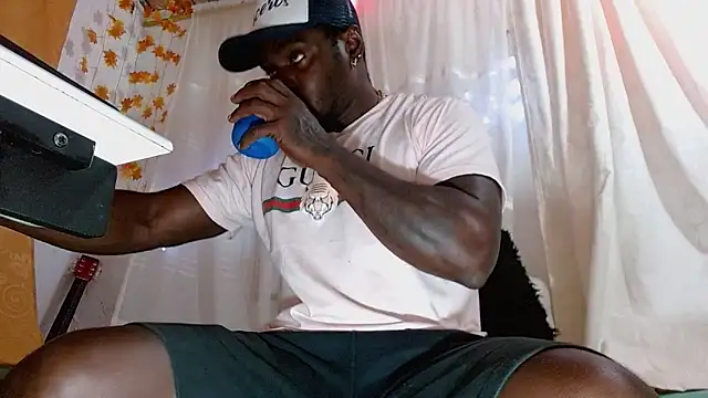 angel bonbom online show from December 2025 06:29:01 AM