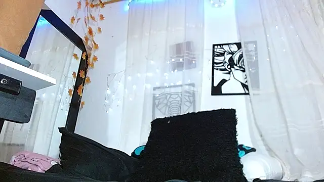 angel bonbom online show from May 2026 10:26:01 PM