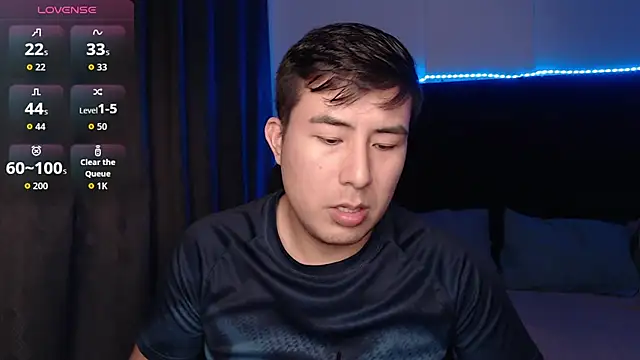 andrewmhilton  online show from April 2026 06:31:02 AM