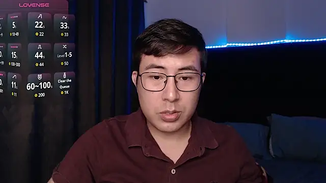 andrewmhilton  online show from March 2026 06:52:01 AM